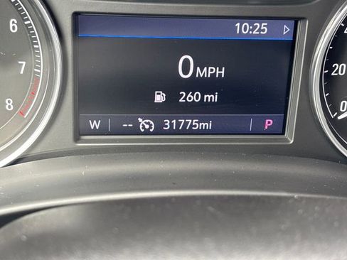 Used 2023 Buick Enclave Essence w/ Experience Buick Package AWD/4WD image 28