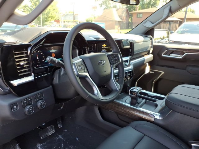 New 2026 Chevrolet Silverado 1500 RST AWD/4WD image 5