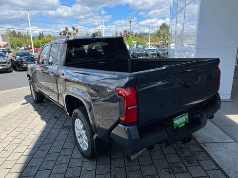 New 2026 Toyota Tacoma SR5 AWD/4WD image 3