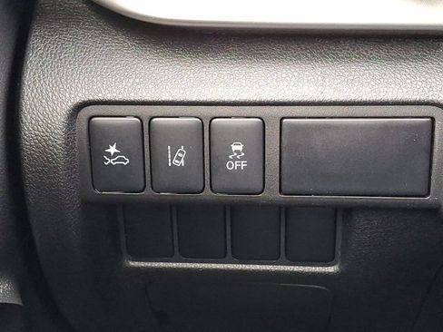 Used 2024 Mitsubishi Eclipse Cross LE image 28