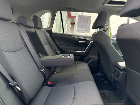 Certified 2024 Toyota RAV4 XLE image 31