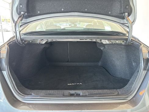 Used 2022 Nissan Sentra SV image 15