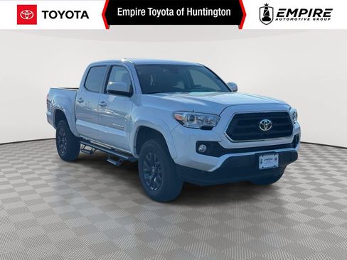 Used 2023 Toyota Tacoma SR5 RWD image 1