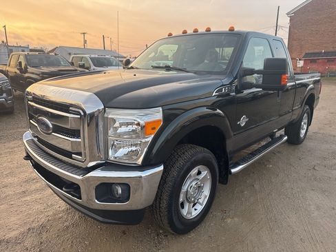 Used 2013 Ford F250 XLT w/ XLT Value Pkg image 1