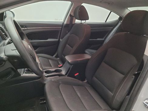 Used 2018 Hyundai Elantra SEL FWD image 17