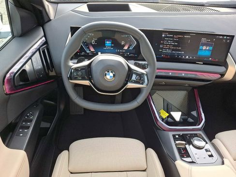 Used 2025 BMW X3 xDrive30i w/ Premium Package image 12