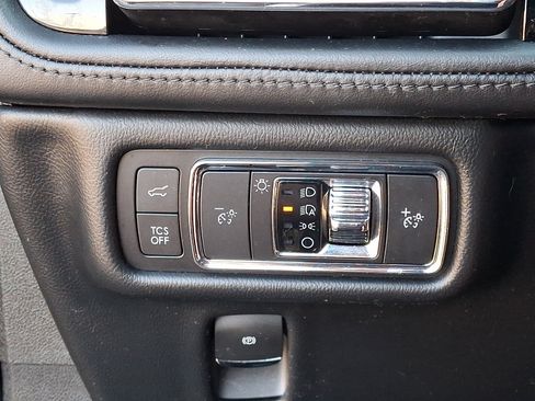 Certified 2022 Lincoln Nautilus AWD image 27
