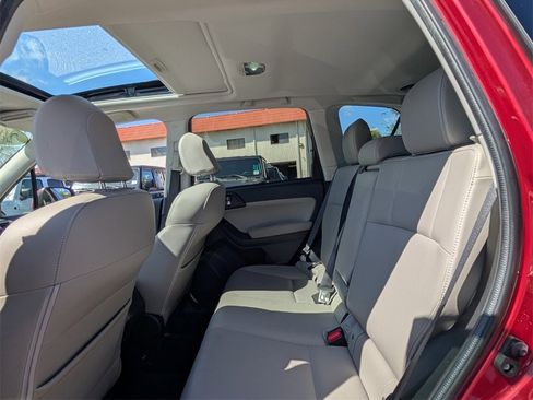 Used 2018 Subaru Forester 2.5i Limited image 12