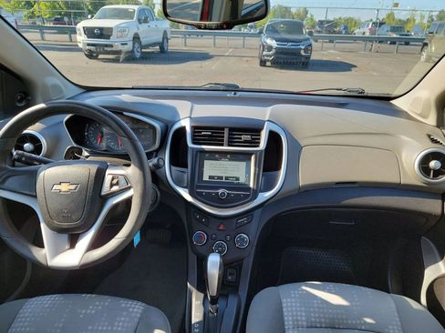 Used 2017 Chevrolet Sonic LS image 17