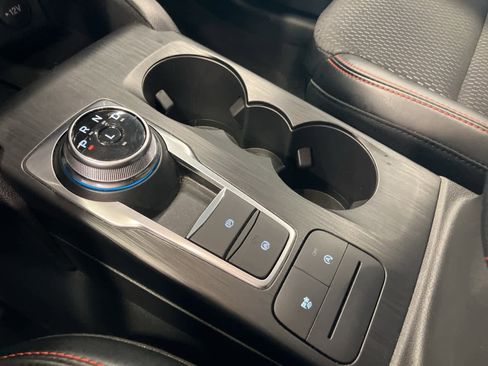 Used 2025 Ford Escape ST-Line image 15