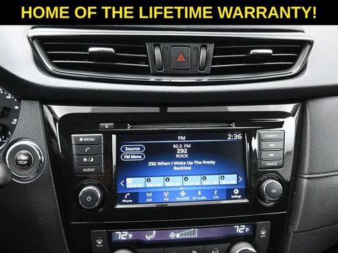 Used 2018 Nissan Rogue SV AWD/4WD image 27