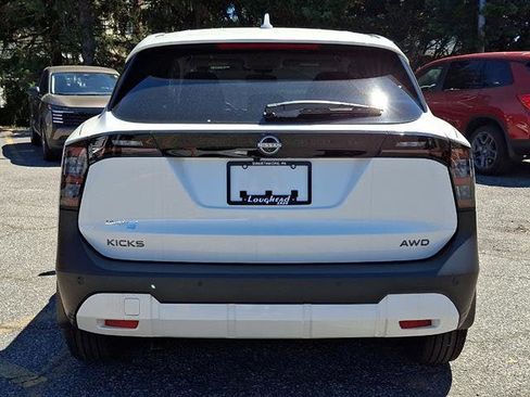 New 2025 Nissan Kicks SV AWD/4WD image 6