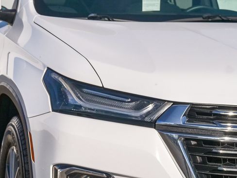 Used 2023 Chevrolet Traverse LT w/ LPO, Cargo Package image 4