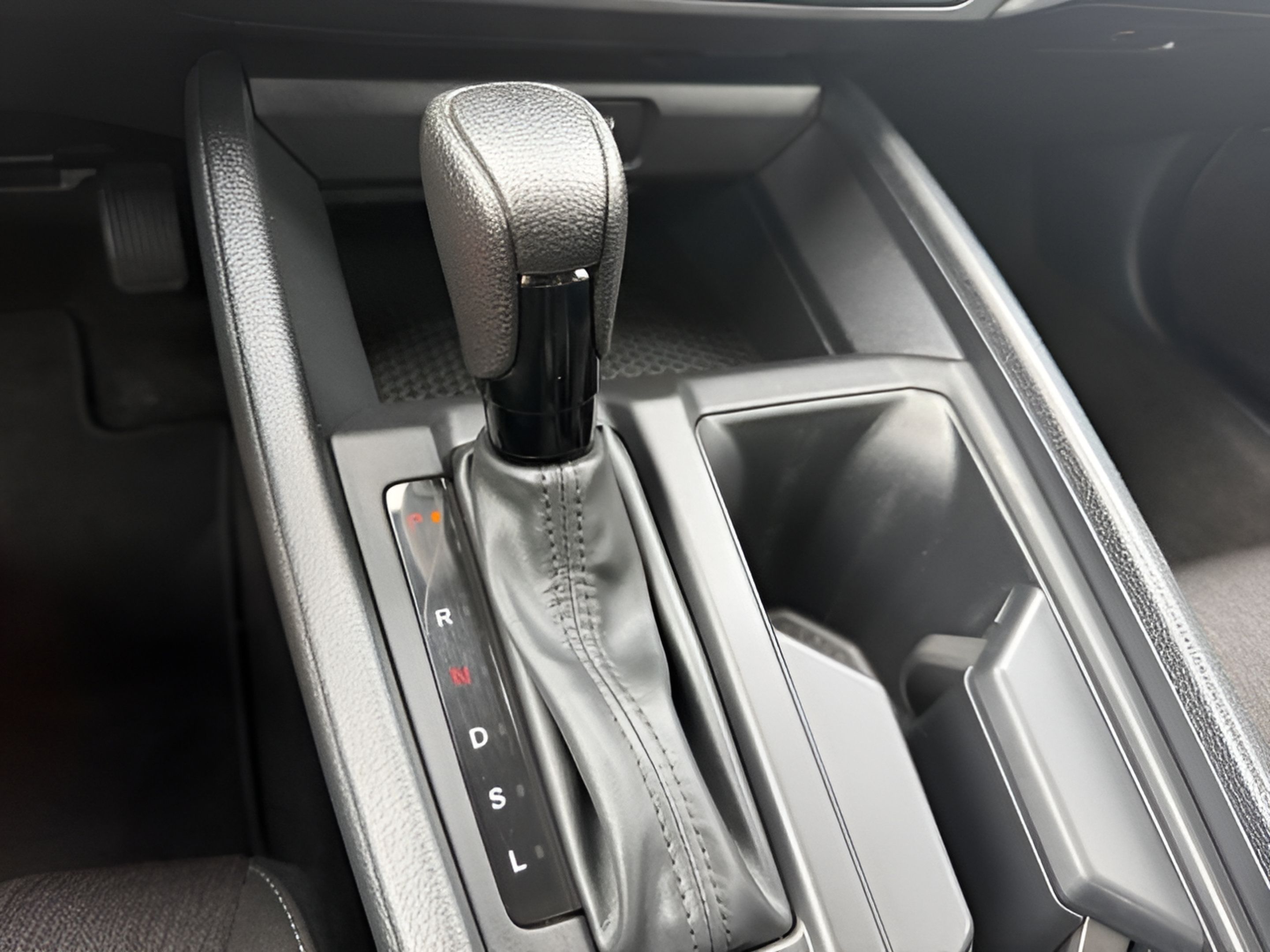 Used 2024 Honda Accord EX image 18
