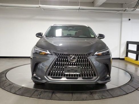 Used 2025 Lexus NX 350h AWD w/ Accessory Package (2T) image 4