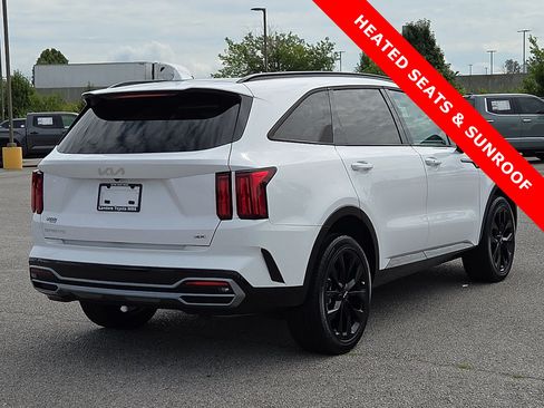 Used 2023 Kia Sorento SX AWD/4WD image 5