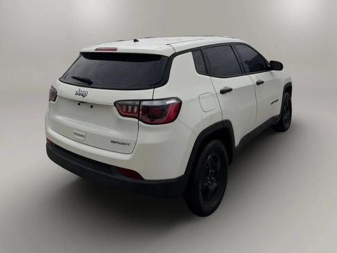 Used 2018 Jeep Compass Sport FWD image 7