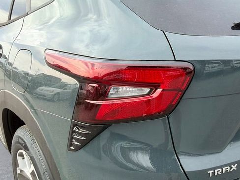 New 2026 Chevrolet Trax LT w/ Driver Confidence Package image 10