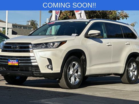 Used 2019 Toyota Highlander Limited image 8