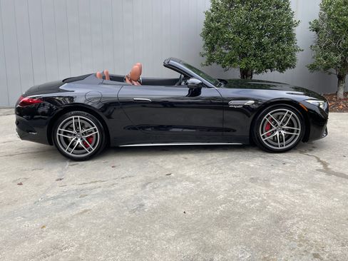 Certified 2023 Mercedes-Benz SL 55 AMG 4MATIC image 9