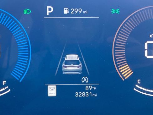 Used 2025 Hyundai Tucson SEL image 16