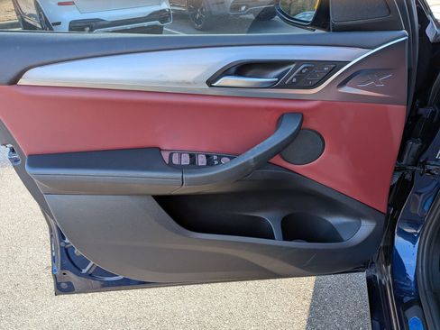 Used 2023 BMW X3 xDrive30i w/ M Sport Package image 11