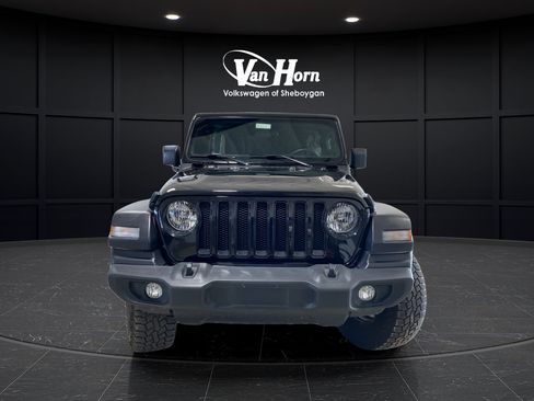 Used 2020 Jeep Wrangler Unlimited Sport AWD/4WD image 2