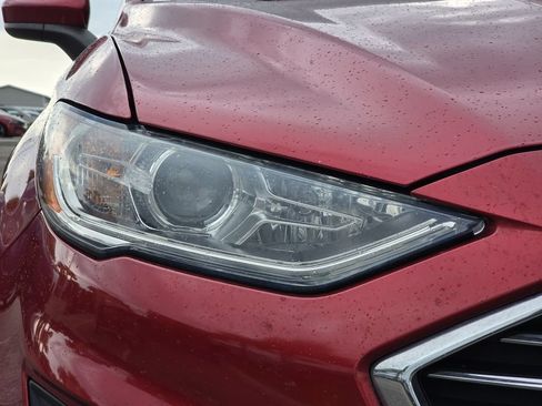 Used 2020 Ford Fusion SE FWD image 11
