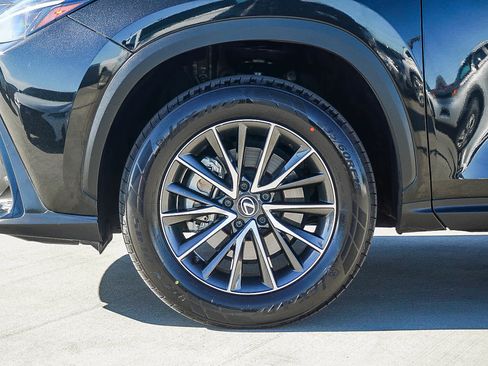 Certified 2024 Lexus NX 250 FWD image 9