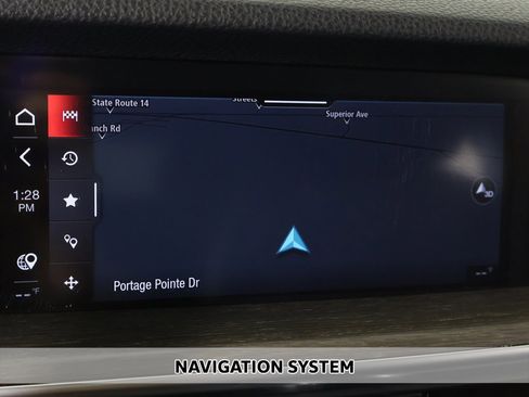 Used 2022 Alfa Romeo Stelvio Ti image 3