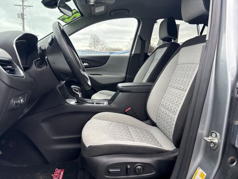 Used 2024 Chevrolet Equinox LT image 12