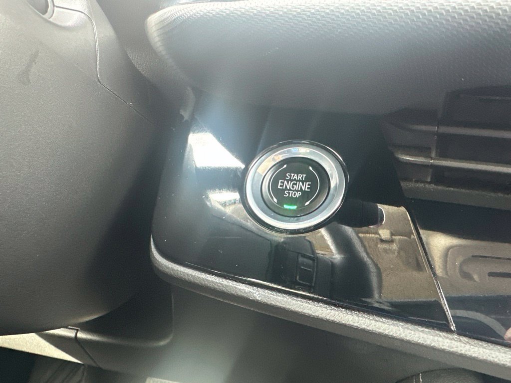 Certified 2024 Buick Envision Preferred AWD/4WD image 5