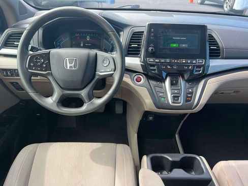 Used 2019 Honda Odyssey EX image 10