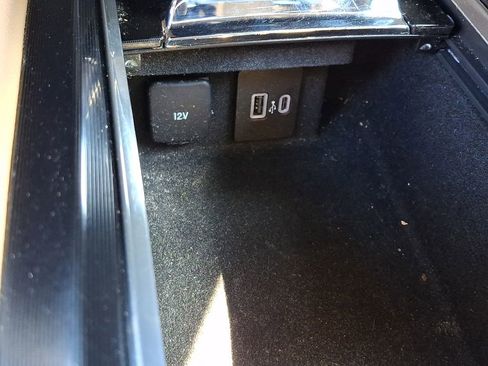 Used 2020 Lincoln Corsair Reserve image 25