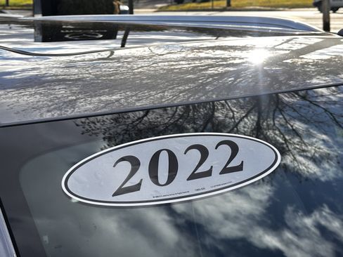 Used 2022 GMC Yukon SLT image 40