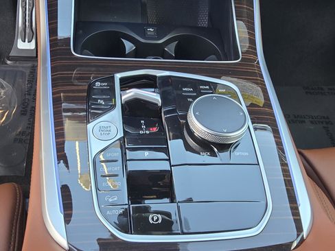 New 2026 BMW X5 xDrive40i w/ M Sport Package image 10