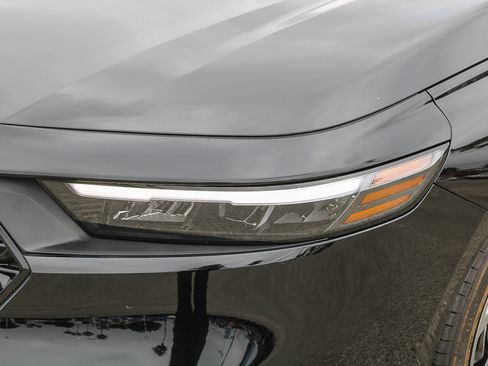 Used 2024 Honda Accord EX image 5