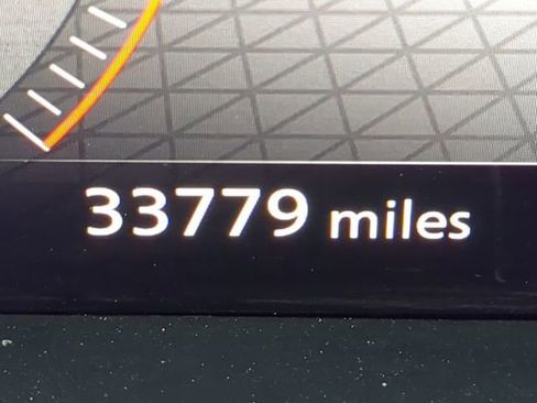 Used 2022 Nissan Rogue Platinum w/ Head-Up Display Package image 35