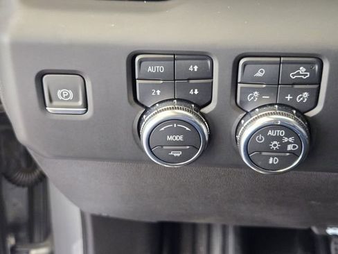 Certified 2024 GMC Sierra 2500 AT4 w/ AT4 Premium Plus Package AWD/4WD image 31