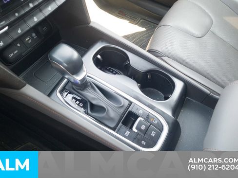 Used 2020 Hyundai Santa Fe Limited FWD image 11