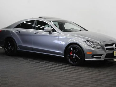 Used 2012 Mercedes-Benz CLS 550 4MATIC image 3