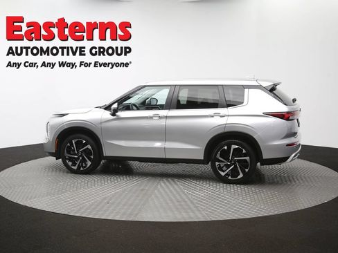 Used 2024 Mitsubishi Outlander SE FWD image 61