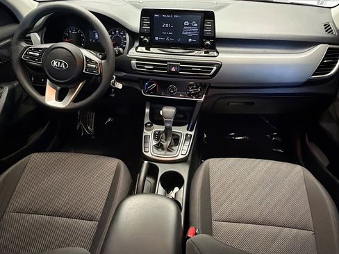 Used 2021 Kia Seltos LX image 12