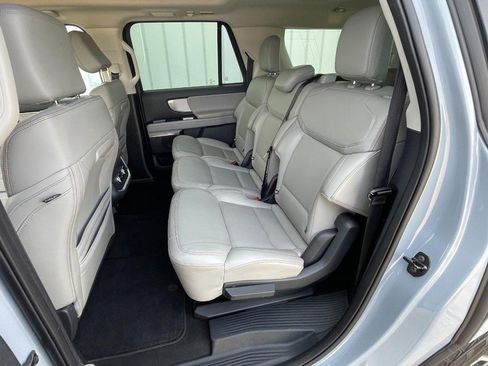 Used 2025 Ford Expedition Max Active image 21