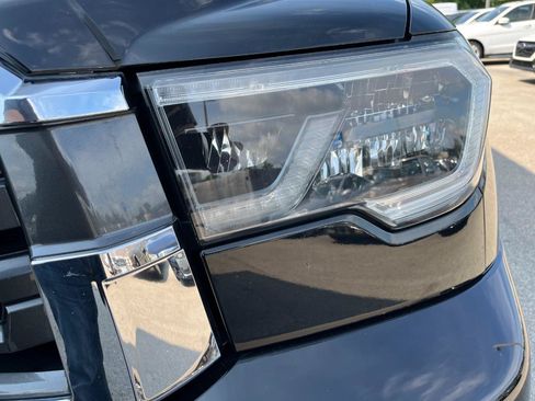 Used 2018 Toyota Sequoia SR5 w/ Premium Package AWD/4WD image 44