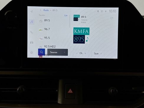 Certified 2025 Lexus UX 300h FWD w/ Accessory Package (Z2) image 15