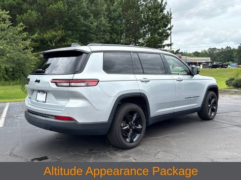 Used 2021 Jeep Grand Cherokee L Laredo AWD/4WD image 4
