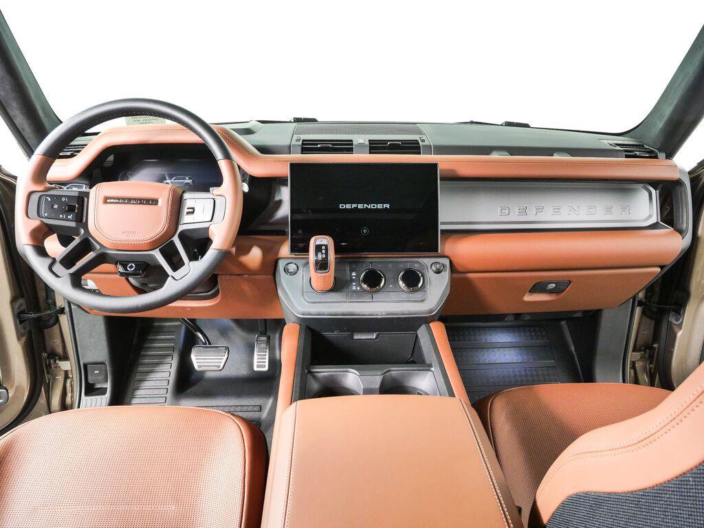 Used 2026 Land Rover Defender 110 OCTA AWD/4WD image 20