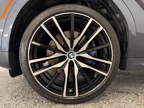 Used 2022 BMW X6 M50i w/ Executive Package image 11