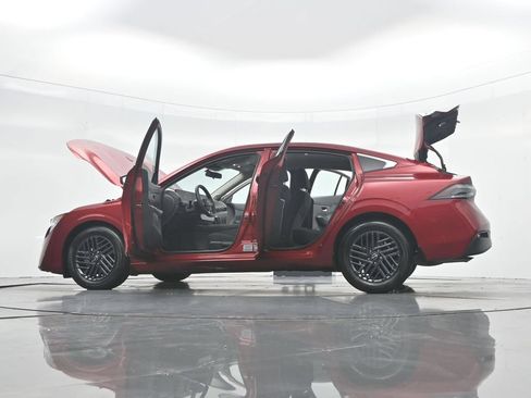 Used 2026 Nissan Sentra SV w/ Floor Mat Package FWD image 50